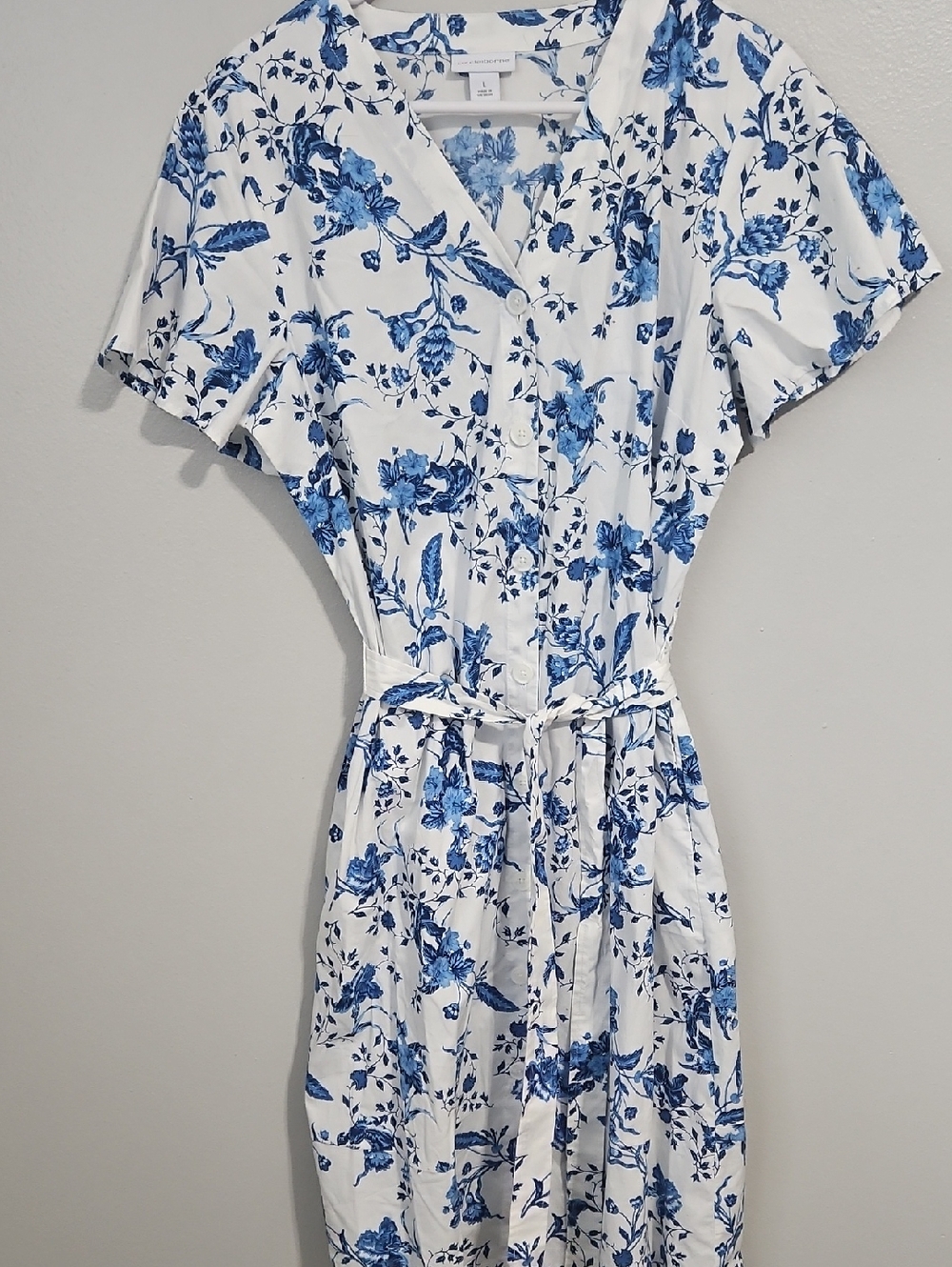 Liz Claiborne White Midi Dress with Blue Floral Print and Tie Waist
